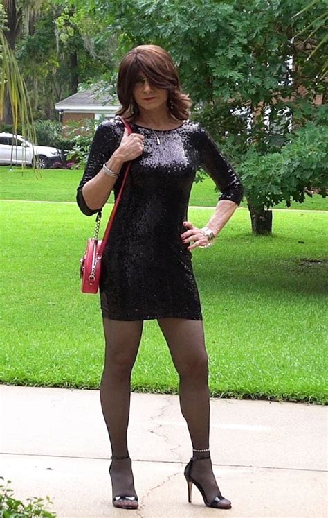 crossdresser in pantyhose|Stylish Outfits for Crossdressers in Pantyhose